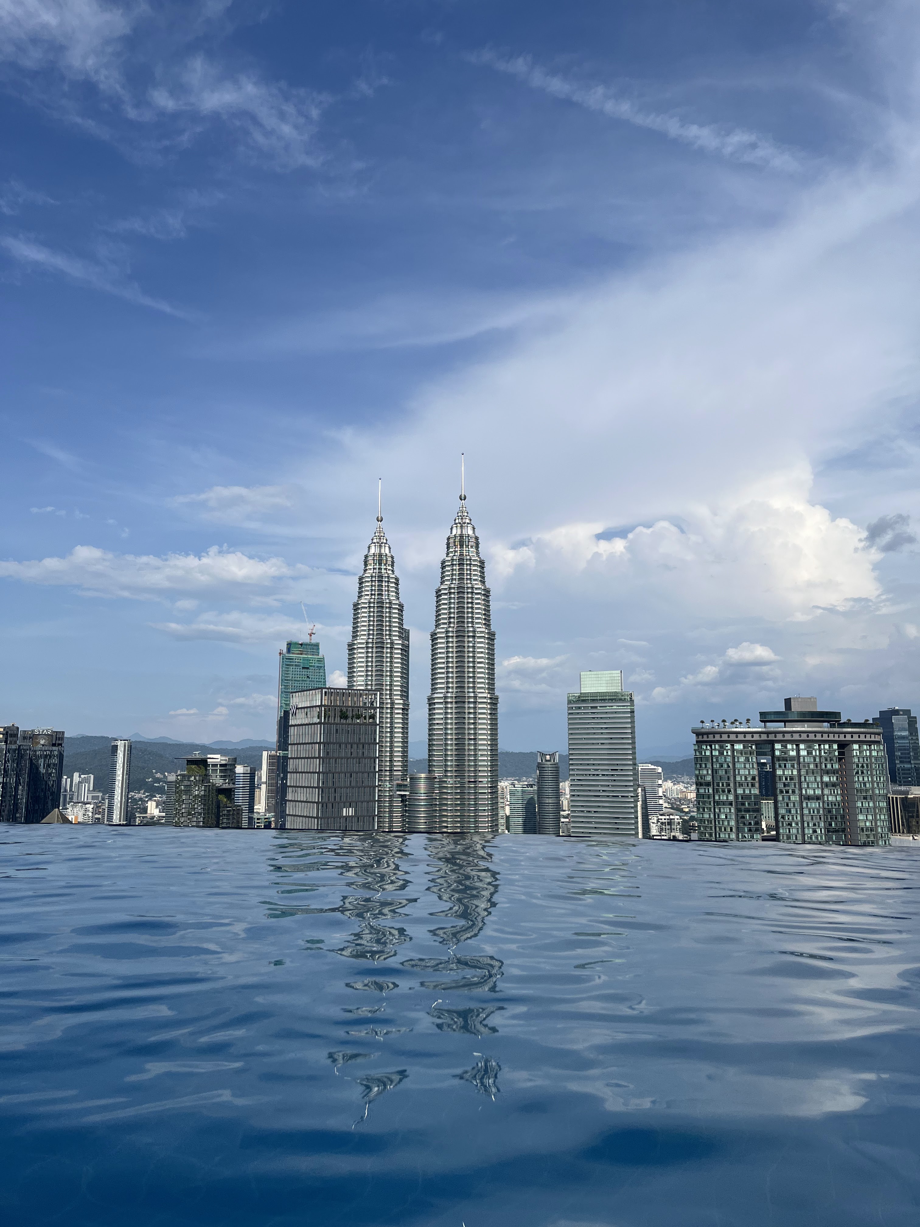 pool_view_one_twin_towers